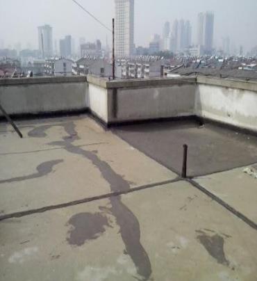 巨野漏水维修 楼顶漏水是什么原因，楼顶漏水维修方法是什么?